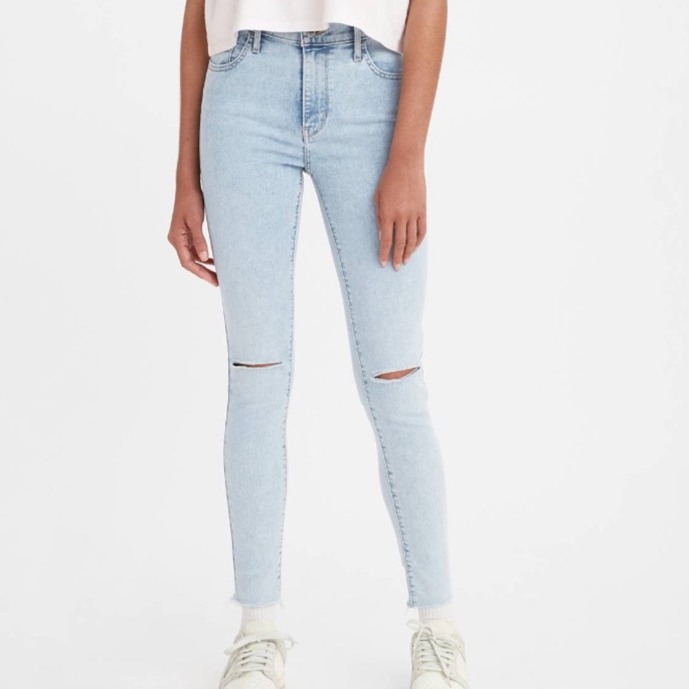 NWT Levi’s 720 High Rise Super Skinny Jeans, 25W x 28L, Ontario Arrival